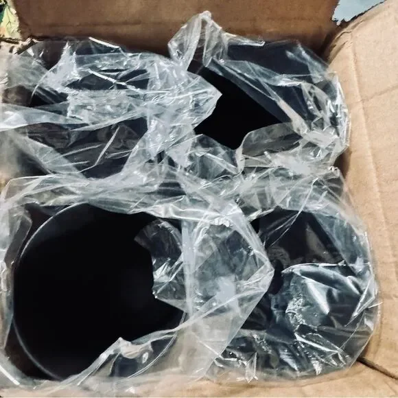 Bulk of New plastic drinking cups 24 of them from Target Black Tumblers, - Picture 2 of 5